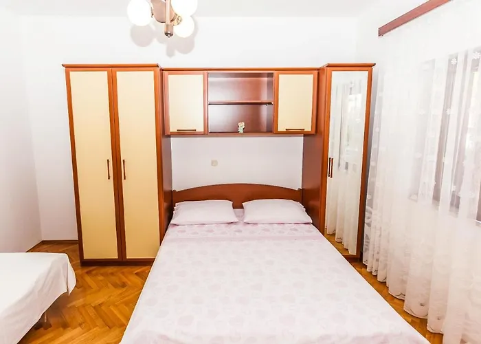 Sea View Apartament Sumartin