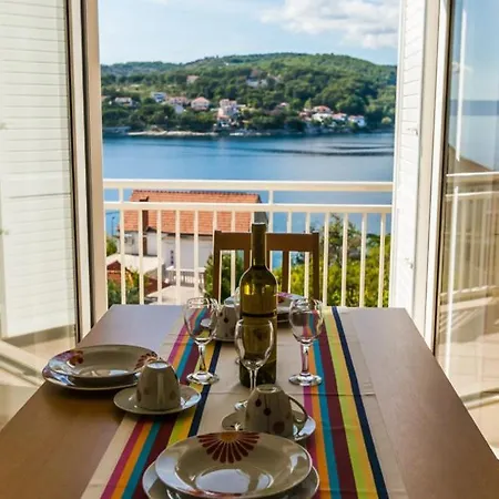 Sea View *