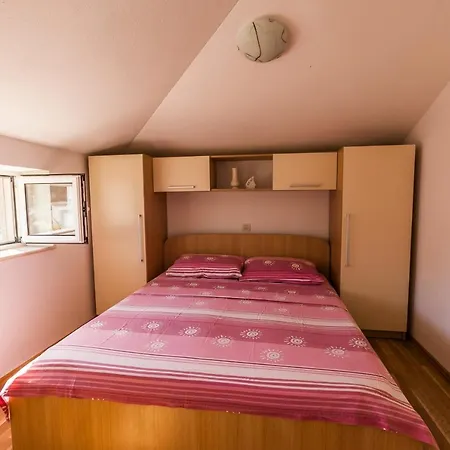 Sea View Apartman Sumartin