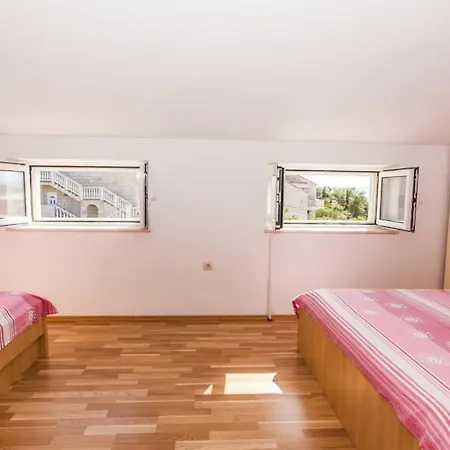 Sea View Apartman Sumartin